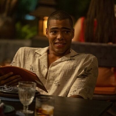 Nicholas Duvernay en 3x08 titulado 'Amor Fati' de 'The White Lotus'