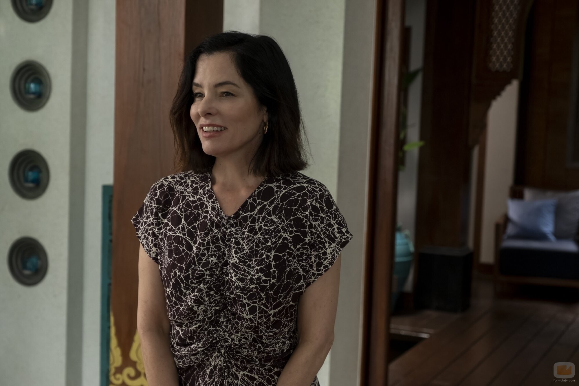 Parker Posey en 3x08 titulado 'Amor Fati' de 'The White Lotus'