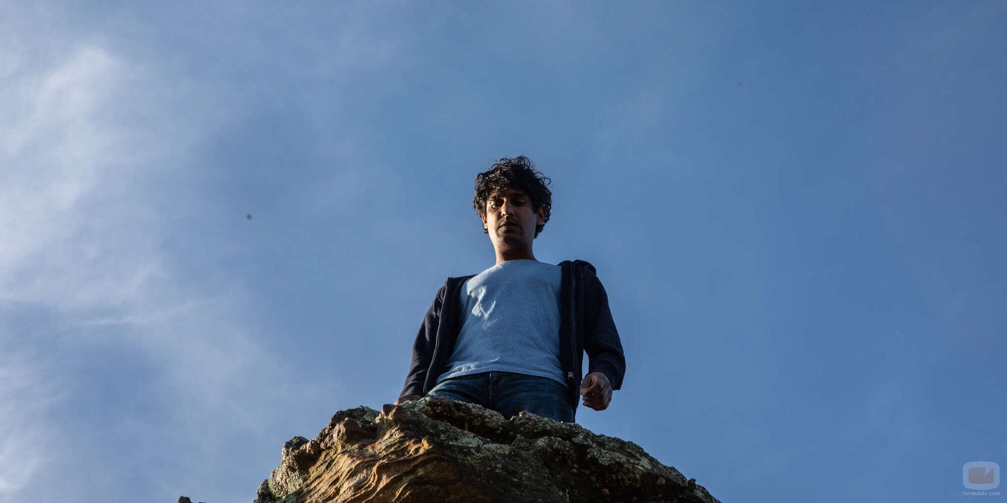 Rudi Dharmalingam en el 1x02 de 'Wakefield'