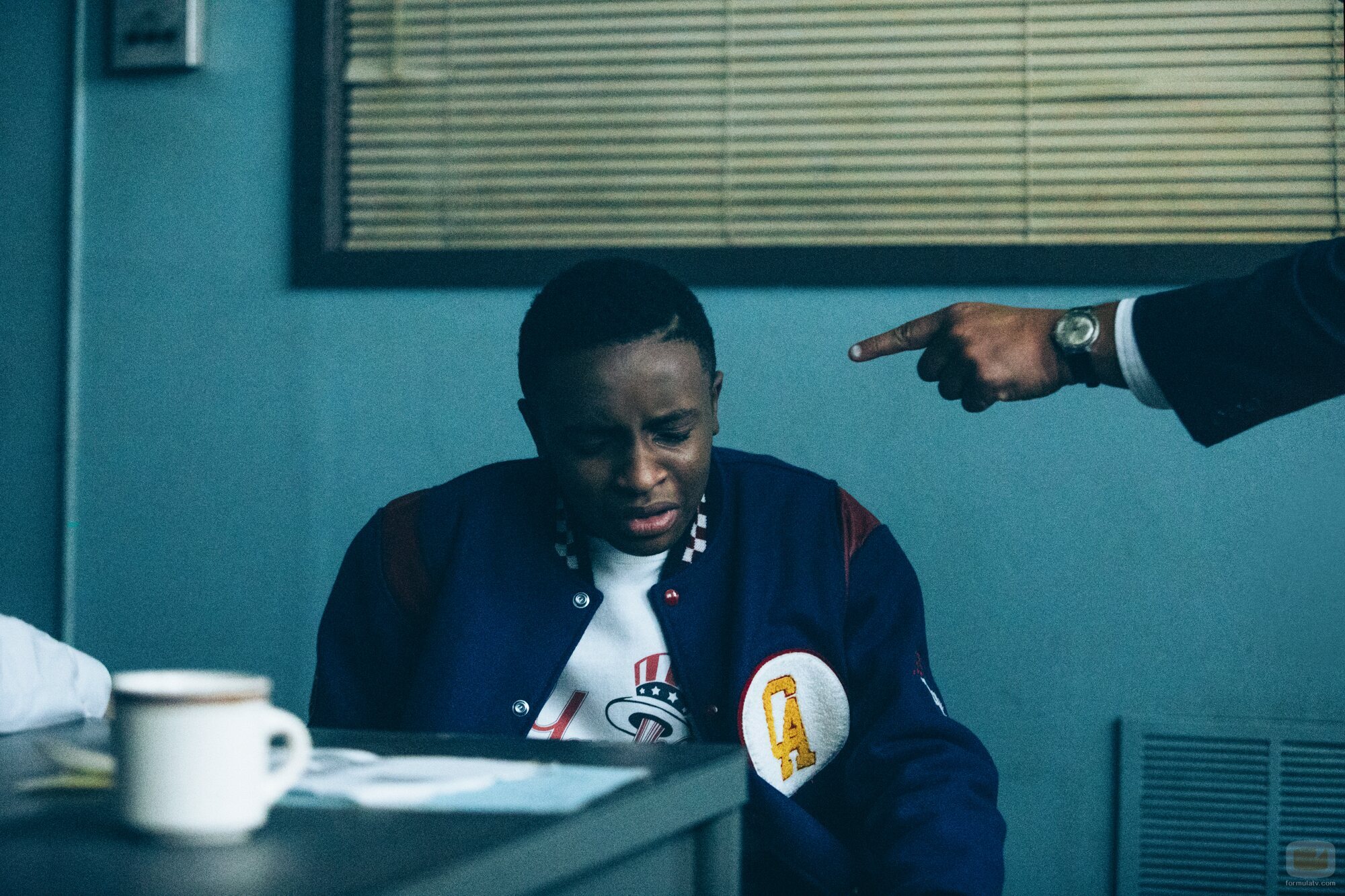 Caleel Harris en el 1x01 de 'When They See Us'