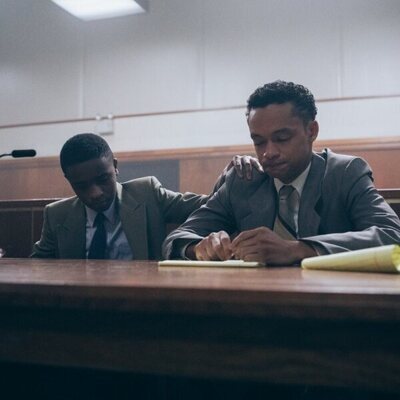 Marquis Rodriguez y Caleel Harris en el 1x02 de 'Así nos ven'