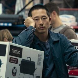 Steven Yeun en el 1x01 de 'BEEF'
