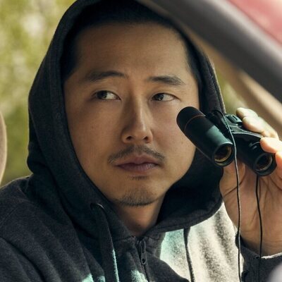 Steven Yeun en 1x03 'Me habita un grito' de 'Bronca'