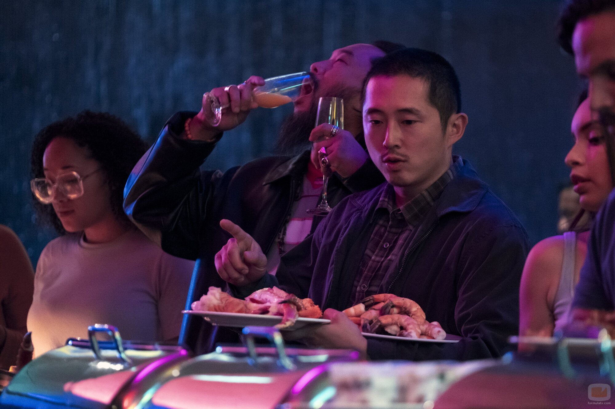 Steven Yeun en 'No todo a la vez' de 'Beef'