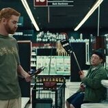 Andrew Santino en el 'Criaturas tan secretas por dentro' de 'BEEF'