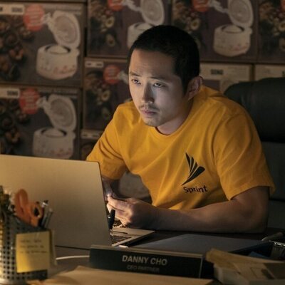 Steven Yeun en la temporada 1 y el capítulo 07 de 'Bronca'