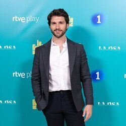 Ignacio Guío posa en la presentación de 'La familia de la tele'