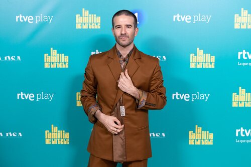 Raúl Rodríguez posa en la presentación de 'La familia de la tele'