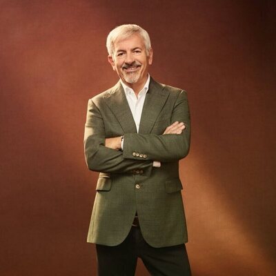 Carlos Sobera posa como presentador de 'Supervivientes 2025'