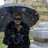 Emma Suárez en Capítulo 1 titulado 'Paisaje atlántico' de 'El jardinero'