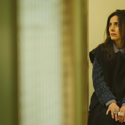 Cecilia Suárez en el 1x02 de 'El jardinero'
