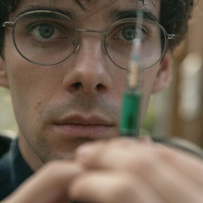 Álvaro Rico en la temporada 1 y el capítulo 03 de 'El jardinero'