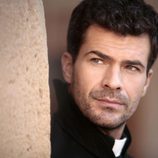 Rodolfo Sancho interpreta al Padre Ángel en 'La señora' de La 1