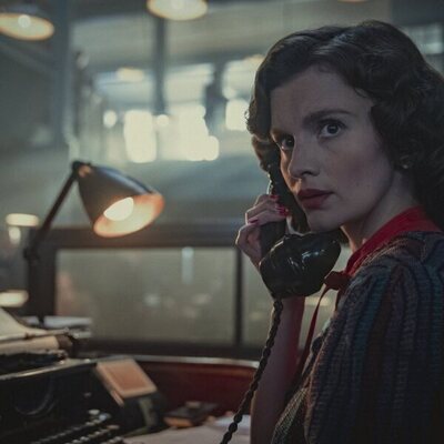 Emily Barber en 'Ya está muerto' de 'Bodies'