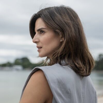 Clara Lago en 1x05 'Episodio 5' de 'Clanes'