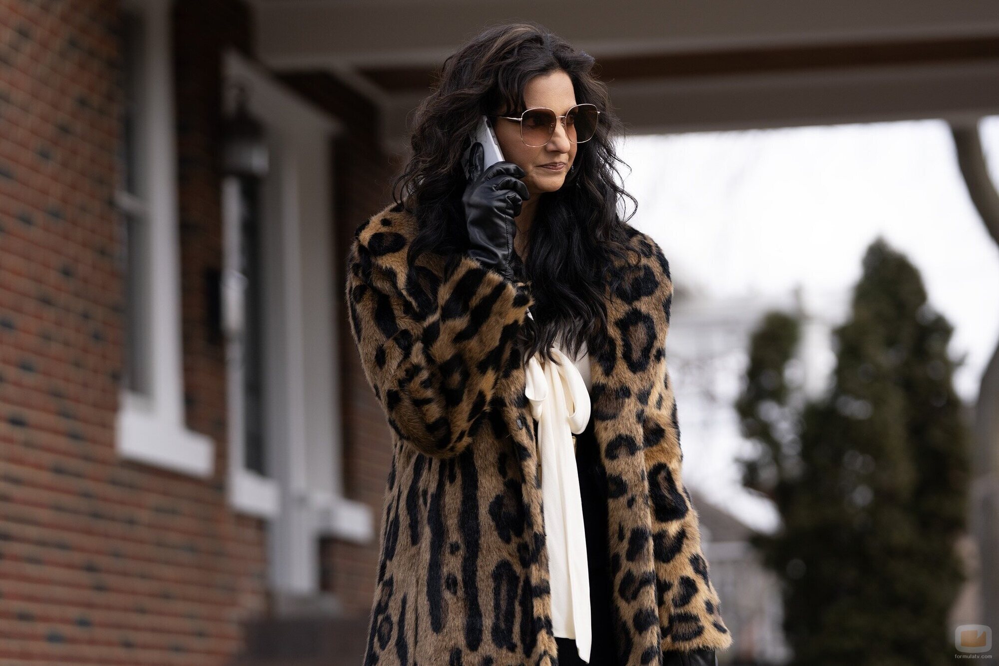 Imagen de Poorna Jagannathan en 1x02 'Chicos mortales' de 'Deli Boys'