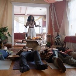 Alfie Fuller en el 1x03 de 'Deli Boys'