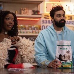 Alfie Fuller y Saagar Shaikh en 'Chicos delicados' de 'Deli Boys'