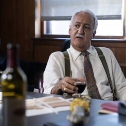 Brian George en el 1x04 de 'Deli Boys'