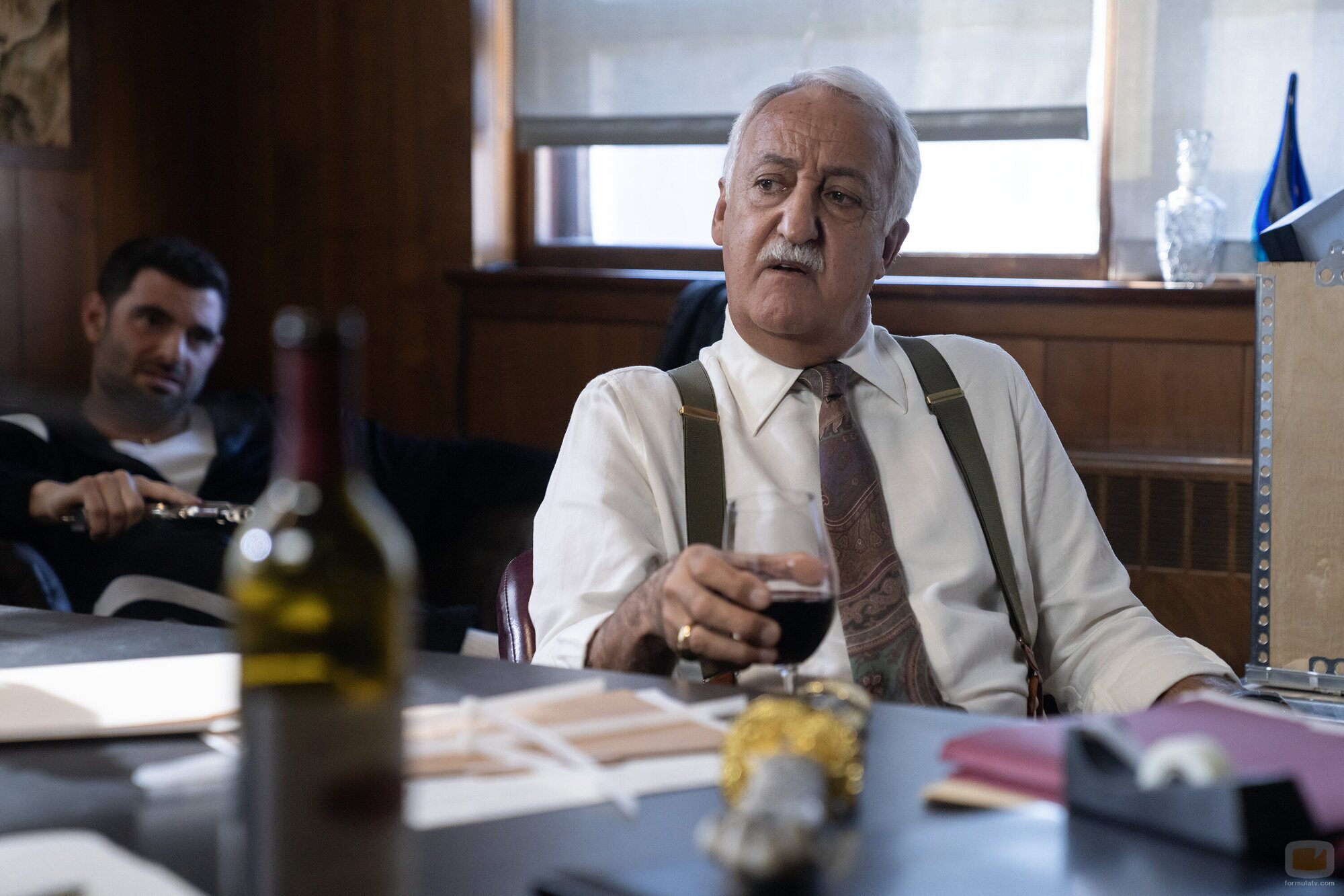 Brian George en el 1x04 de 'Deli Boys'