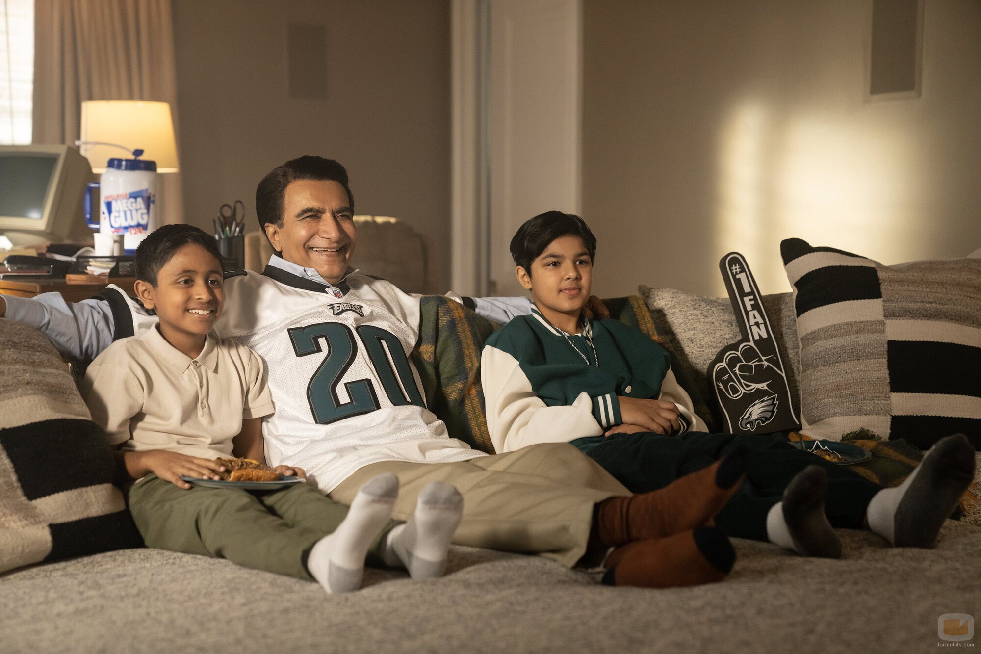 Iqbal Theba en la temporada 1 y el capítulo 05 de 'Deli Boys'