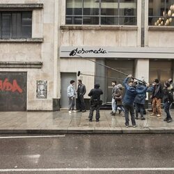 Eduardo Casanova y Paco León ruedan 'Aída y vuelta' en Madrid