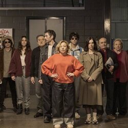 Posado del elenco de 'Aída y vuelta'