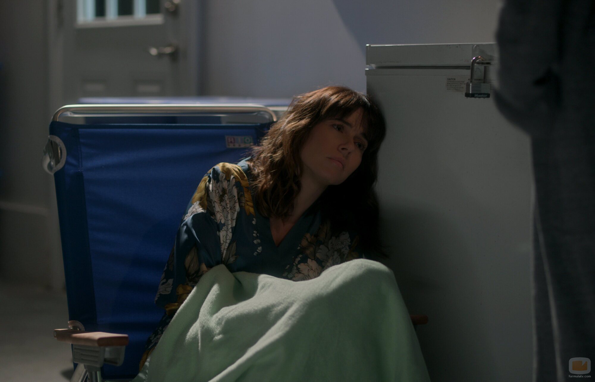 Linda Cardellini en 2x03 'No puedes vivir así' de 'Dead to Me'
