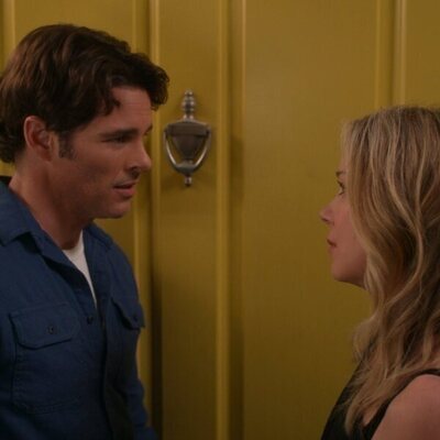 Christina Applegate y James Marsden en el 2x08 de 'Dead to Me'