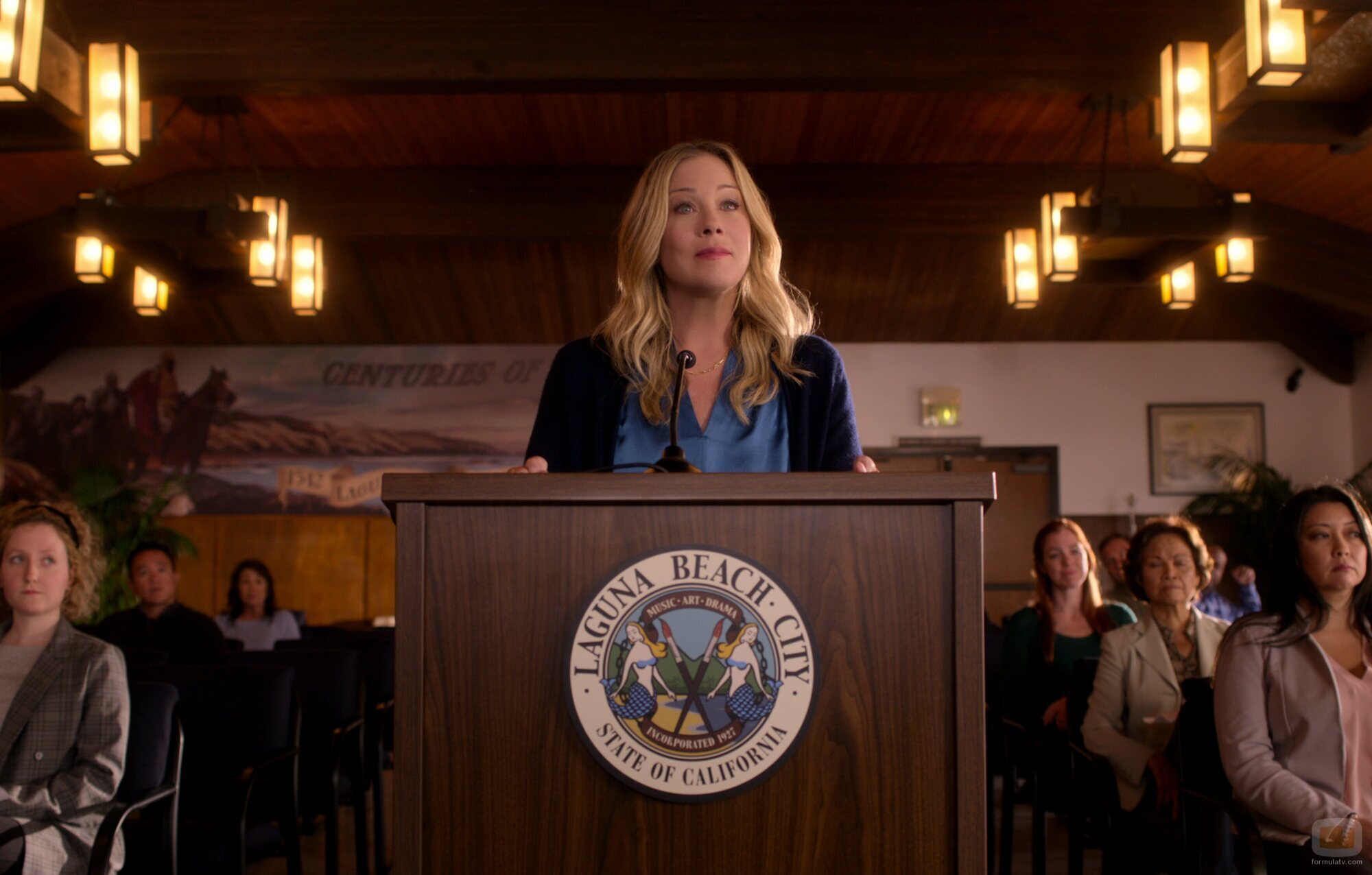 Christina Applegate en el 'No eres tú, soy yo' de 'Muertos para mí'