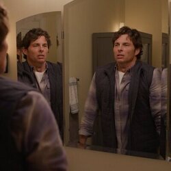 James Marsden en Capítulo 2 titulado 'Tenemos que hablar' de 'Dead to Me'