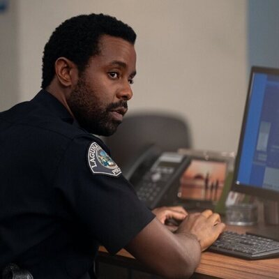 Brandon Scott en el 'Mira esto' de 'Muertos para mí'