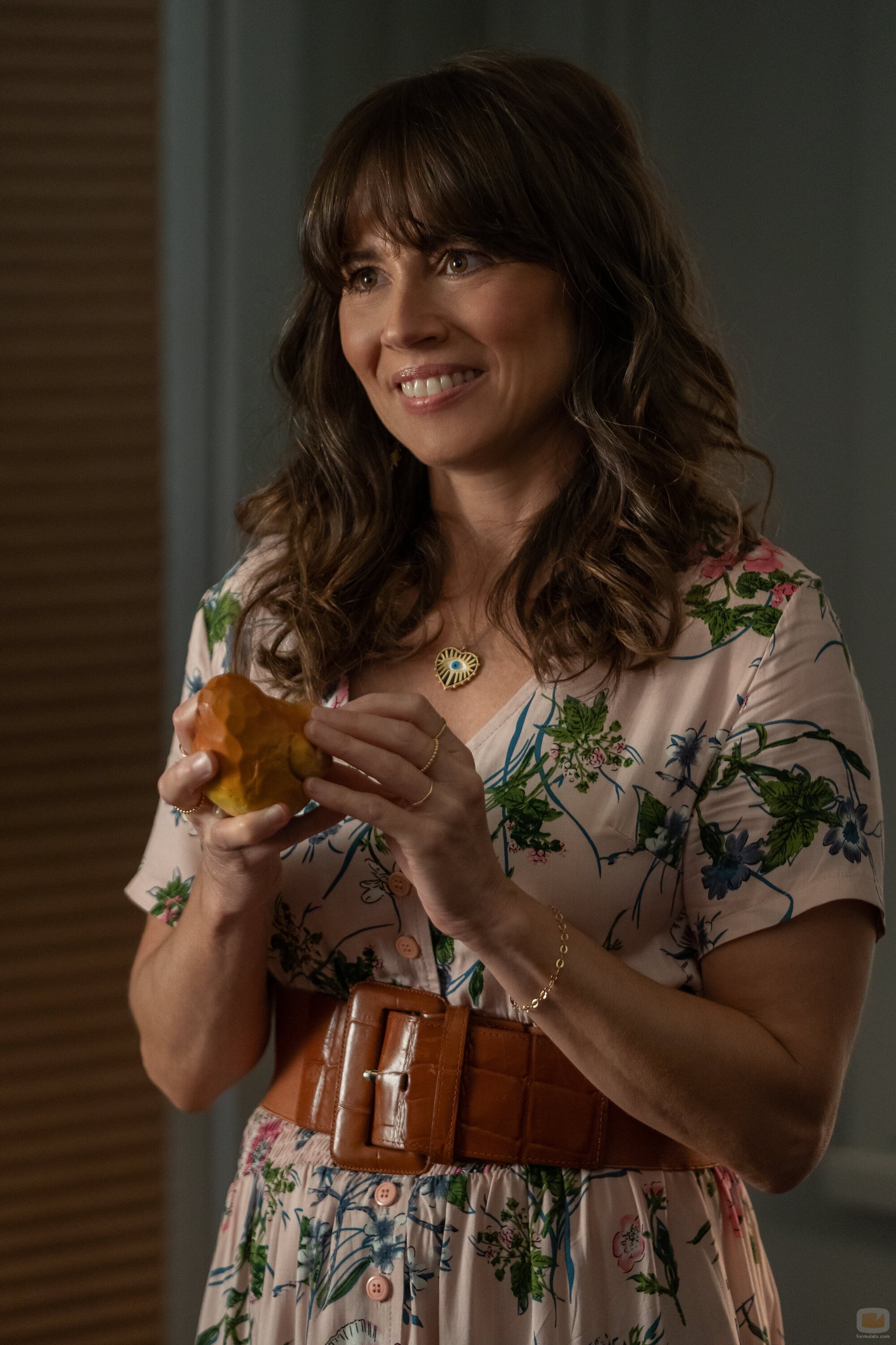 Linda Cardellini en la temporada 3 y el capítulo 03 de 'Dead to Me'