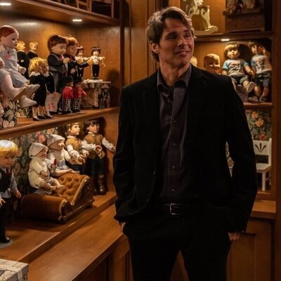 James Marsden en la temporada 3 y el capítulo 04 de 'Dead to Me'