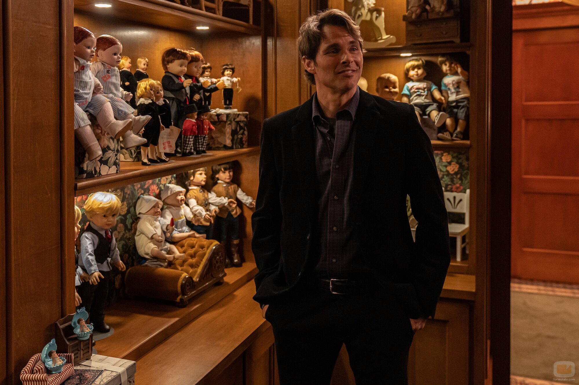 James Marsden en la temporada 3 y el capítulo 04 de 'Dead to Me'