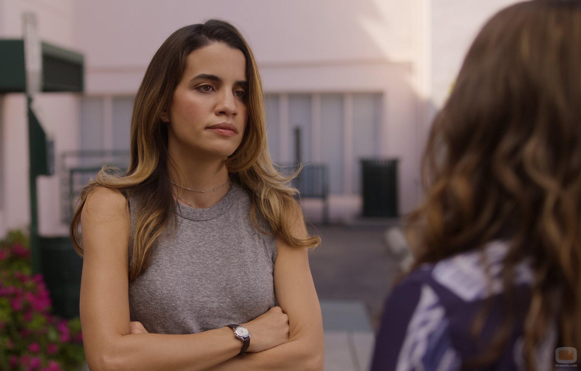 Natalie Morales en la temporada 3 y el capítulo 04 de 'Dead to Me'