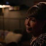 Still de Telma Hopkins en 3x05 titulado 'No pensamos bien las cosas' de 'Dead to Me'