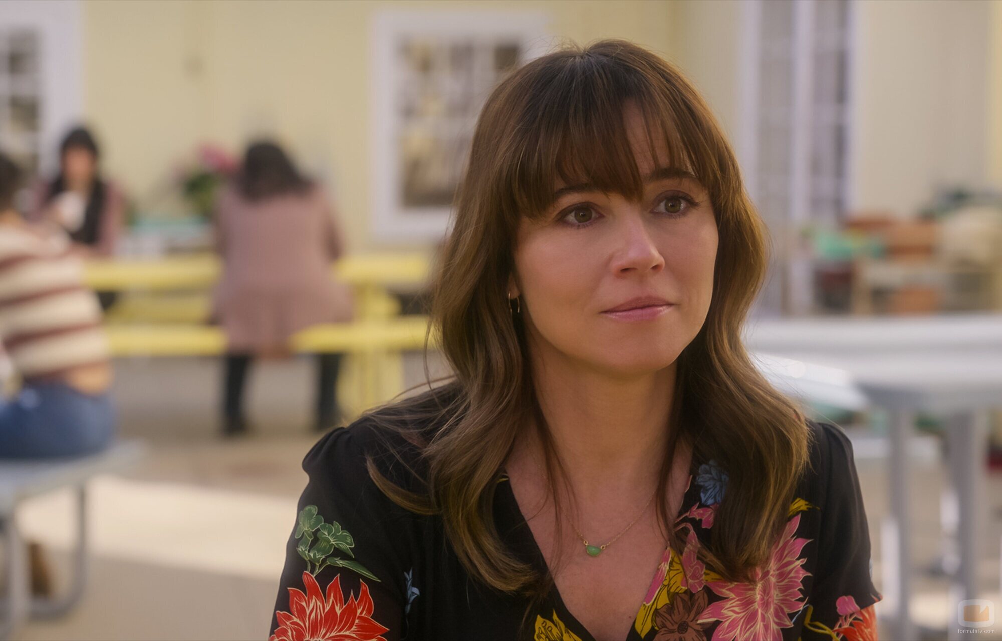 Linda Cardellini en Capítulo 9 titulado 'Nos quedamos sin tiempo' de 'Dead to Me'