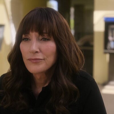 Katey Sagal en 3x09 titulado 'Nos quedamos sin tiempo' de 'Dead to Me'