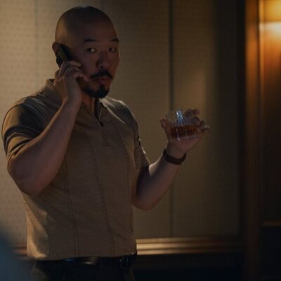 Hoon Lee en Capítulo 3 titulado 'Herpes teórica' de 'Vicios ocultos'