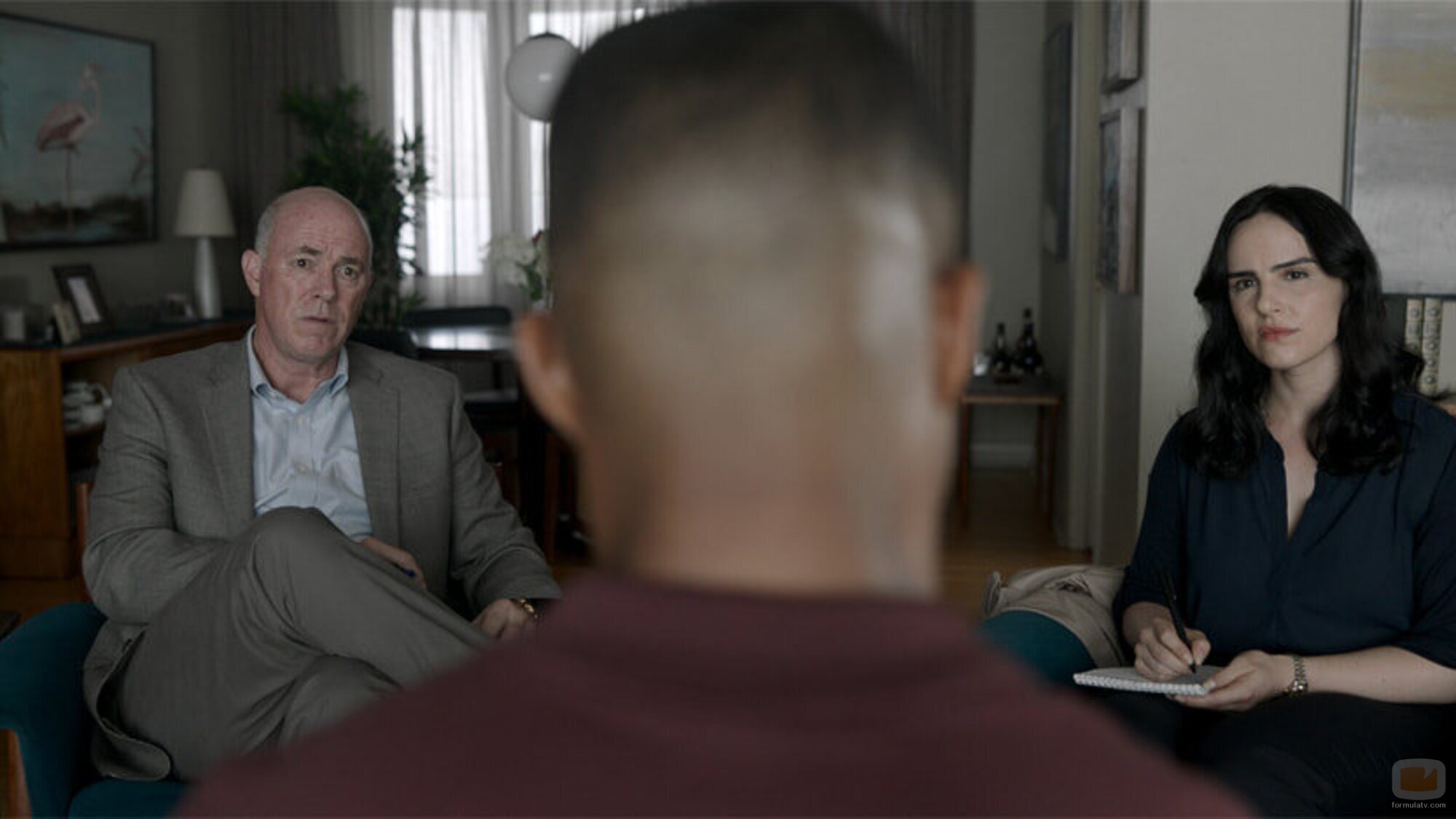 Michael Gaston y Molly Hager en 'Nadie sabe los males que he visto' de 'Después del huracán'