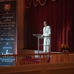 Vera Farmiga en la temporada 1 y el capítulo 08 de 'Después del huracán'