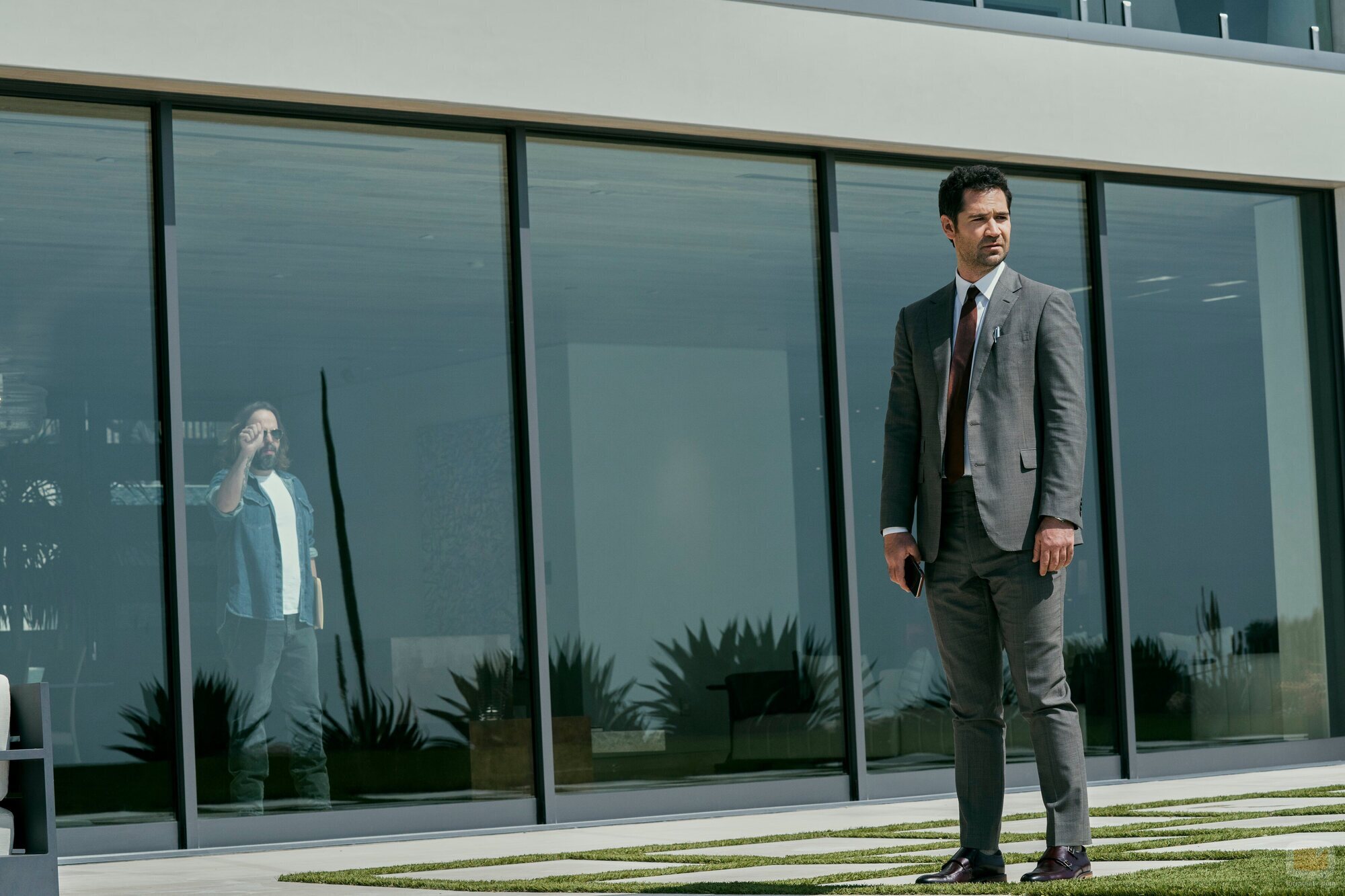 Still de Manuel Garcia-Rulfo en el 'Vuelta a la carga' de 'The Lincoln Lawyer'