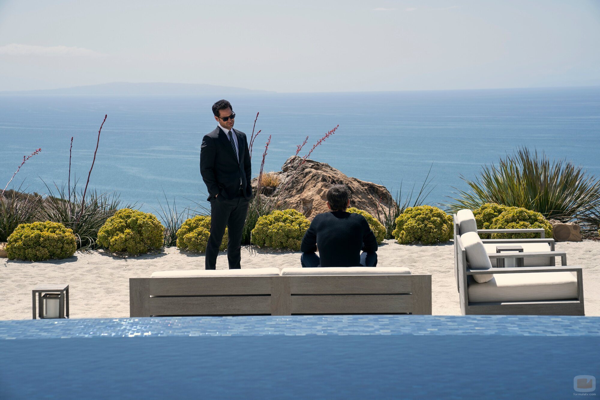 Foto de Manuel Garcia-Rulfo en el 1x03 de 'The Lincoln Lawyer'