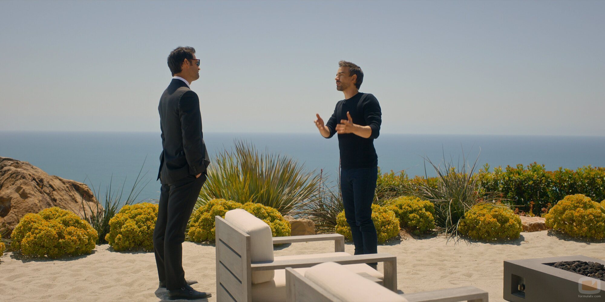 Foto de Christopher Gorham y Manuel Garcia-Rulfo en 'Ímpetu' de 'El abogado del Lincoln'