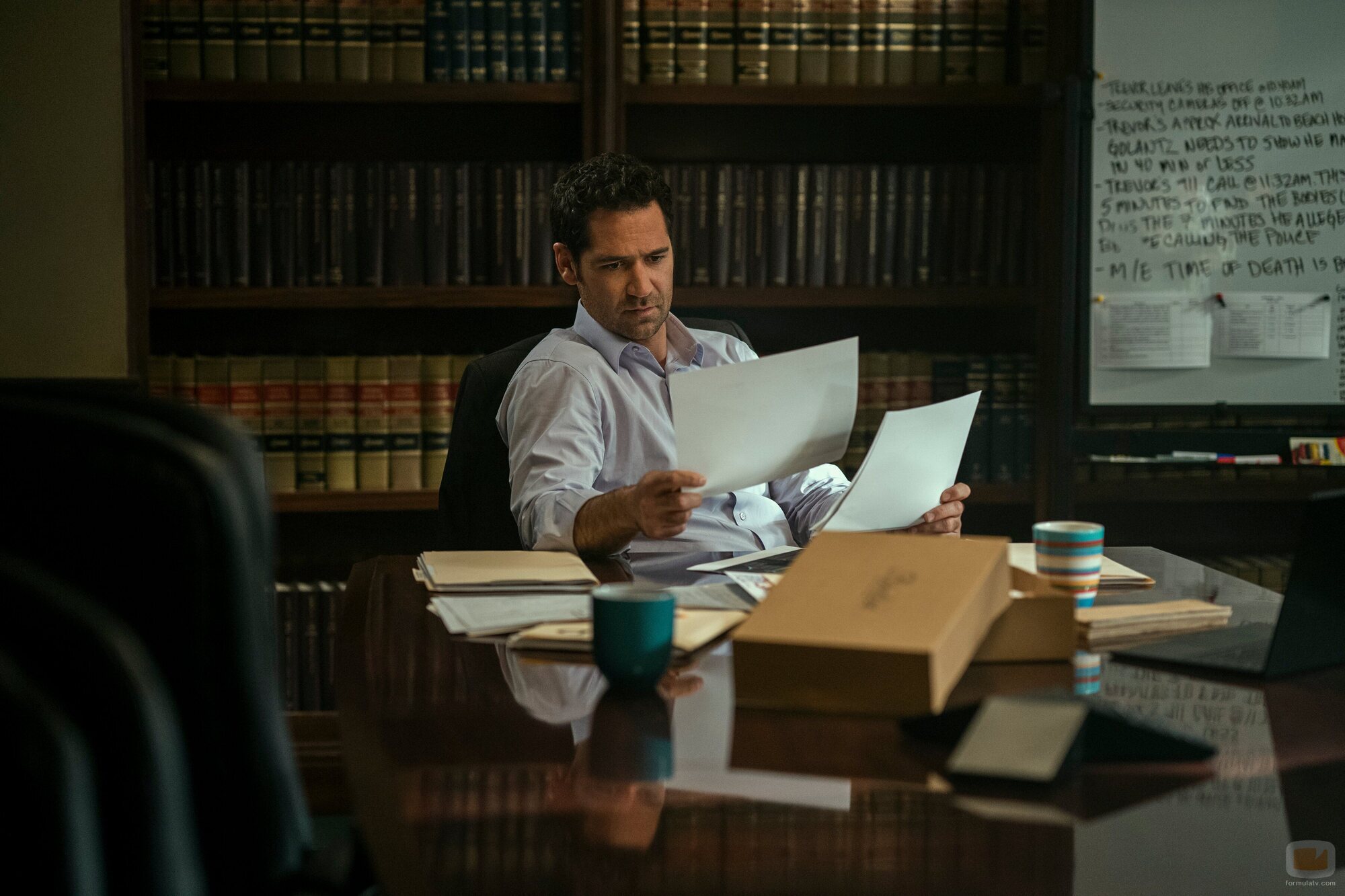 Manuel Garcia-Rulfo en el 1x05 de 'The Lincoln Lawyer'