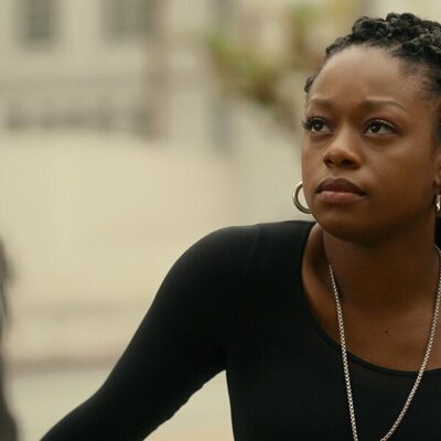 Jazz Raycole en 'Doce lemmings en una caja' de 'El abogado del Lincoln'