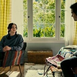 Imagen de Manuel Garcia-Rulfo y Krista Warner en el 1x06 de 'The Lincoln Lawyer'