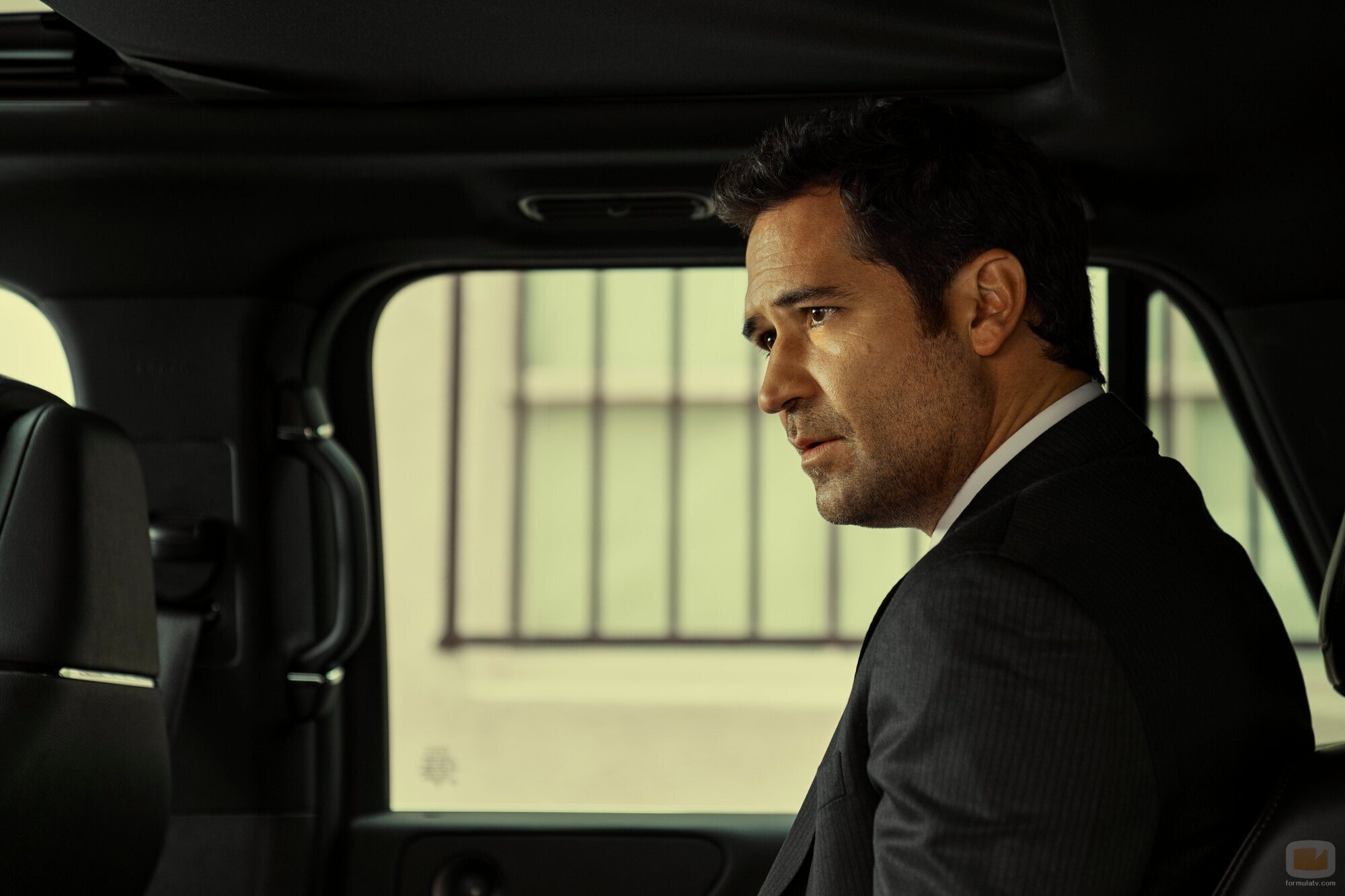 Manuel Garcia-Rulfo en el 1x07 de 'The Lincoln Lawyer'