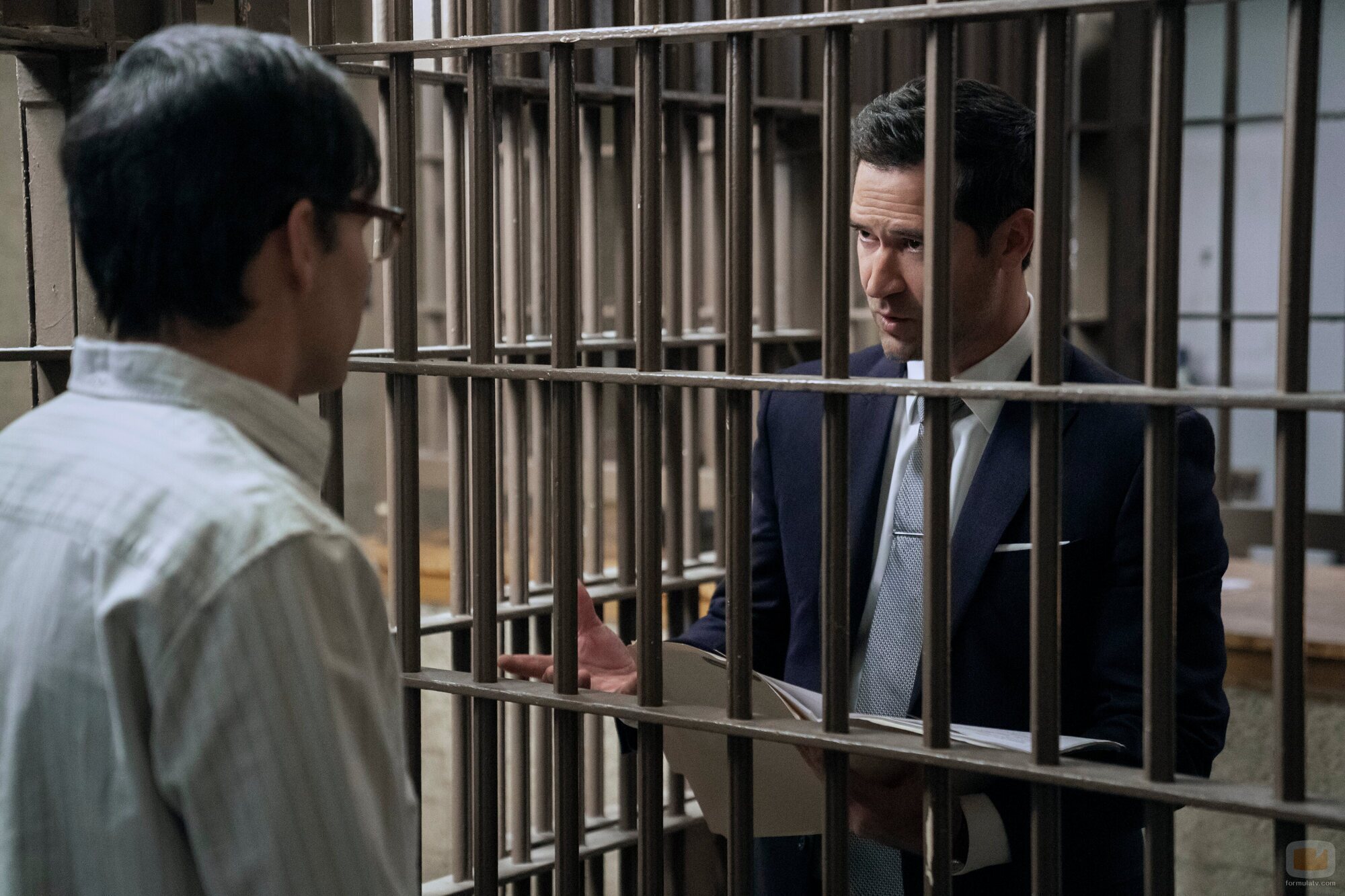 Manuel Garcia-Rulfo en el 2x01 de 'The Lincoln Lawyer'